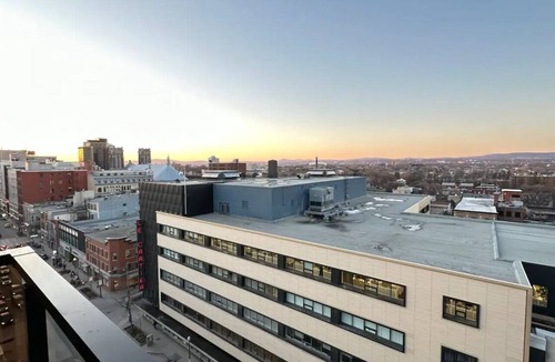 Saint-Roch Condo | Le Sky 1102 - with free interior parking + Gym