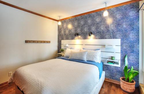 Mont-Tremblant Pedestrian Village Apartment | Le Tiny loft ski in ski out