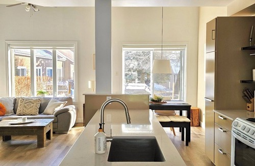 Beaupre House | Le Valmont | Townhouse 🌾
