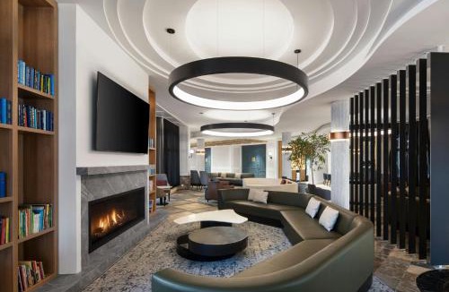 Mont-Tremblant Pedestrian Village Hotel | Le Westin Tremblant