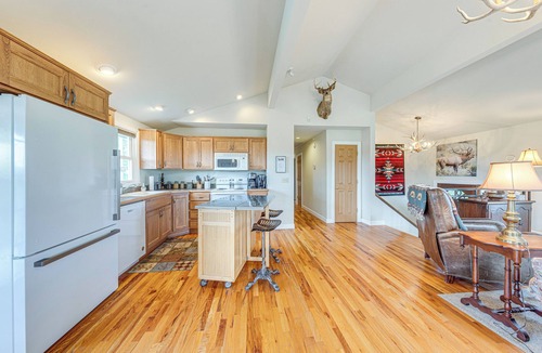 Lecompton House | Lecompton Home w/Private Pond & Fire Pit!