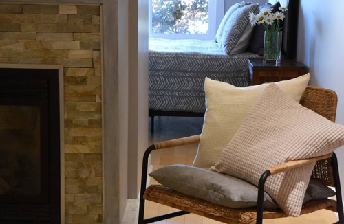 West Kelowna Estates Bed & Breakfast | Les Chambres Roses