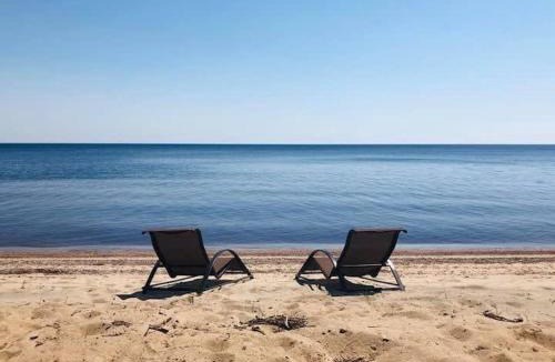 St. Felicien Ski Chalet | Les Quatre Vents - Lakefront & Private Beach