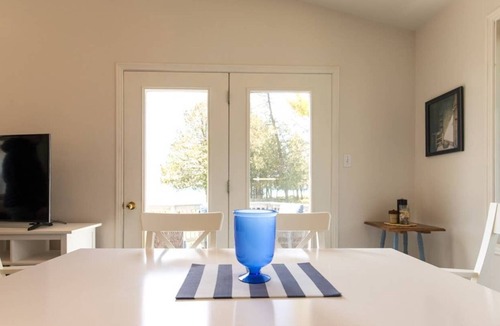 Point Clark Cottage | Lighthouse Hideaway️ Serene Lake Views