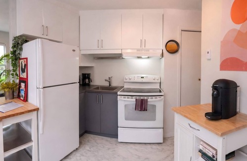 Vieux-Limoilou Apartment | Limoilou 4 Guests AC Free Parking 5 min DT