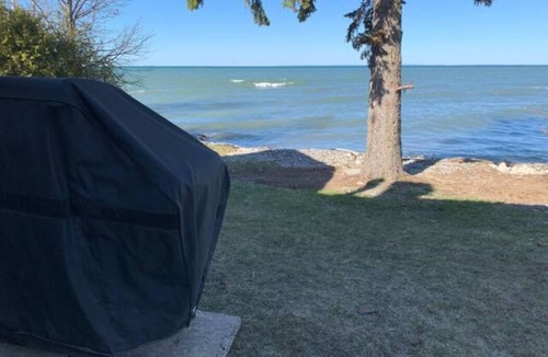 Craigleith Cottage | Little Cottage on the water