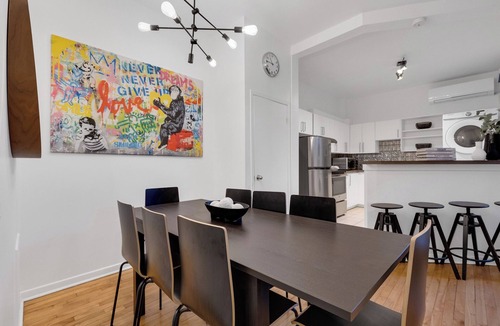 Plateau Mont Royal Apartment | LiV MTL - Avenue