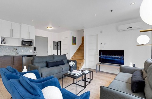 Downtown Montreal Apartment | LiV MTL Downtown Montreal Spacious Urban Suites