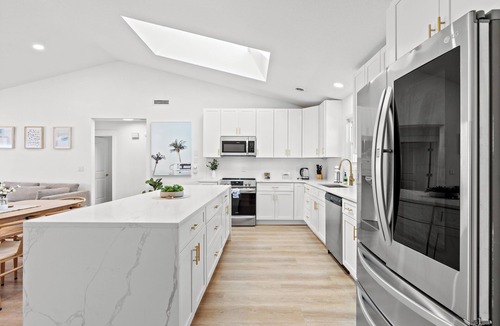 Long Bay Estates Apartment | Long Bay Duplex Upper Unit by the Beach
