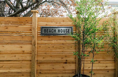 Colwood Apartment | Lovely 2 bedroom suite steps from The beach