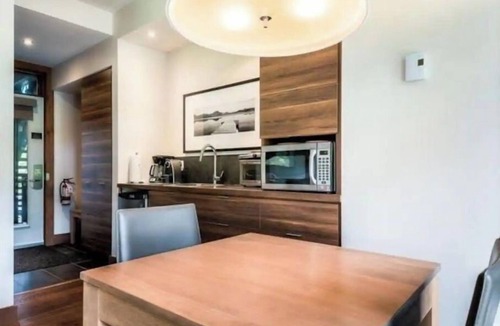 Lac Superieur Village Apartment | Lovely Lac-Supérieur Studio—Mins to Mont-Tremblant