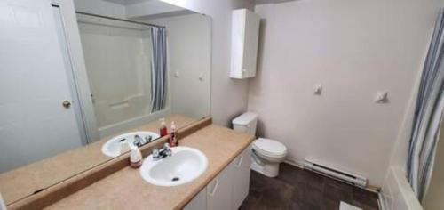Communaute-Urbaine-de-l'Outaouais House | Lovely Room in Hull Gatineau