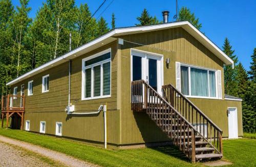 Barraute Apartment | Lower Floor - Mont-Video