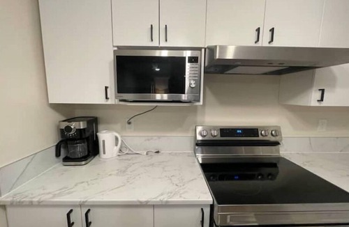 Saskatoon House | Lumi Deluxe
