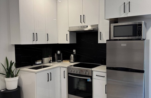 South Clearbrook House | Luxurious 1-Bed Room suite