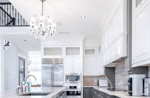 Steveston House | Luxurious 6-bedrooms house in Richmond