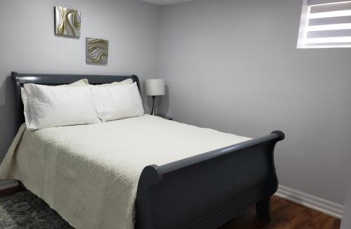 Mount Pleasant Apartment | Luxurious Apt 2BRs-1BA Spacious Modern, with free parking