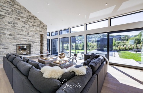 The Blue Mountains House | Luxurious new 4 bed 5 bath home