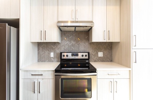 Killarney House | Luxurious Townhouse 5 mins to Downtown Calgary