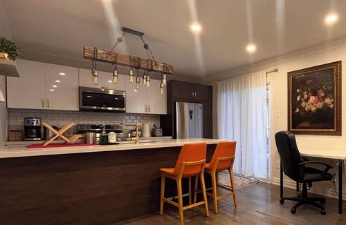 Pickering House | Luxury 1-bedroom 1-parking downtown Pickering