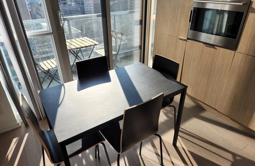Financial District Condo | Luxury 1- Bedroom Luxury Toronto Downtown Condo