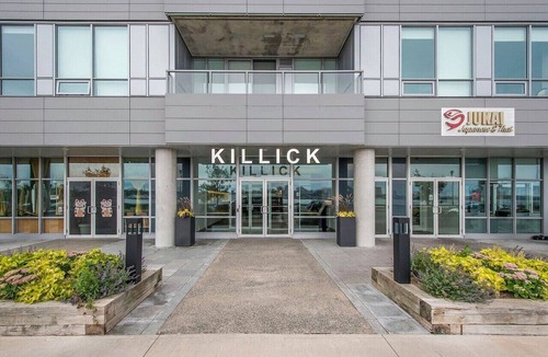 Downtown Apartment | Luxury 1BR Apt with City Views – Walk to Alderney