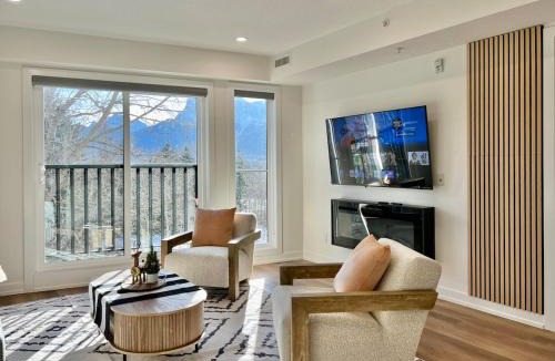 Canmore Apartment | Luxury 2 Bedroom Mountain View Condo