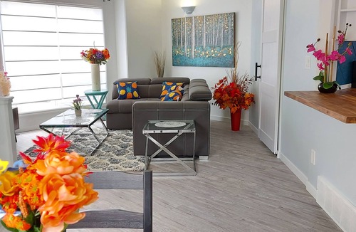 Grande Prairie House | Luxury Comfort Elegant 3BR 2BA House