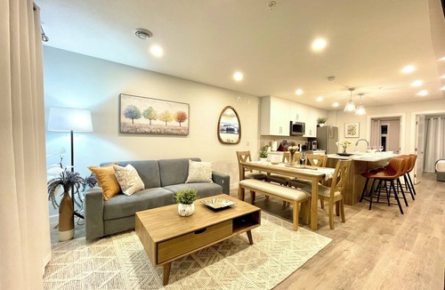 Harvie Heights Apartment | Luxury Condo at Banff Entrance/Spectacular mountain view/Sleep 6 guest