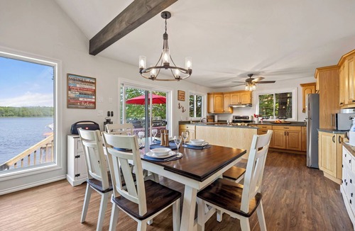 The Archipelago Cottage | Luxury Cottage Compound in Parry Sound. Deep water docking and Sandy Beachfront!