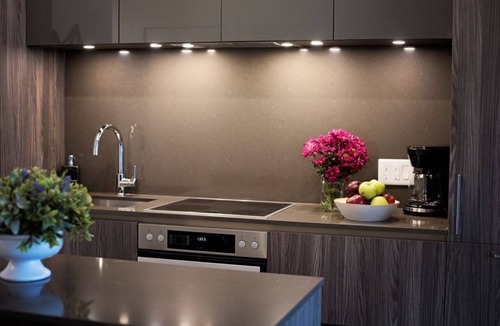 Toronto Entertainment District Condo | Luxury Downtown Condo, Steps to CN Tower