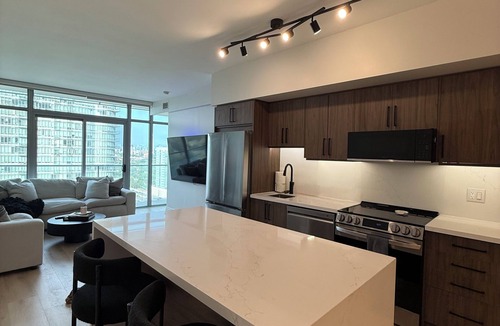 Swansea Apartment | Luxury Lakeside Living with Resort-Style Amenities