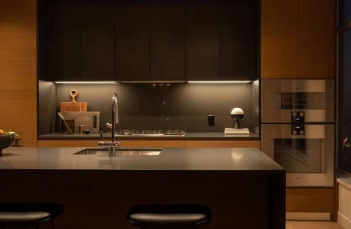 Downtown Vancouver Apartment | Luxury Living above the Clouds! Best of Vancouver!