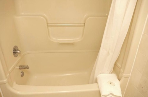 Niagara Falls Hotel | Luxury Quadruple Room