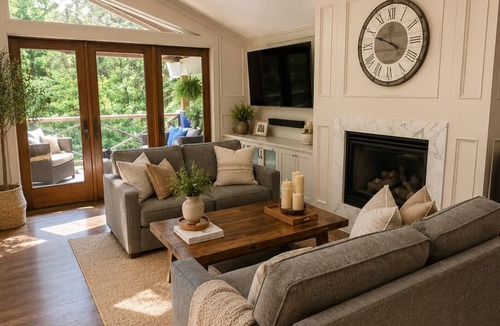 West Vancouver House | Luxury West Vancouver Retreat: Pool, Theatre, Arcade & Firepit