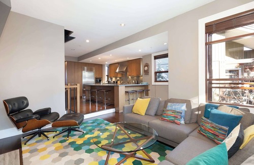 Whistler Condo | Luxury Whistler townhouse w/hot tub & AC