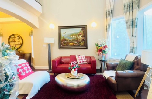 Southeast Edmonton House | LuxuryGroupStay*Baby&KidFriendly*KingBed*Fireplace