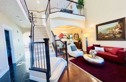 Southeast Edmonton House | LuxuryGroupStay*Baby&KidFriendly*KingBed*Fireplace