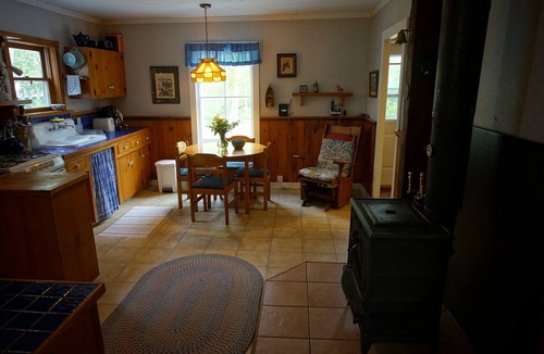 Skir Dhu House | Maggie's Place on the Cabot Trail, Cape Breton Island