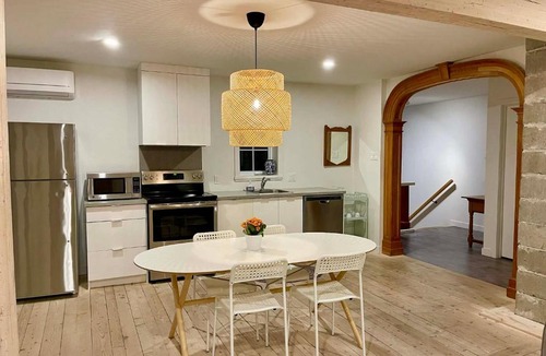 Paine-Sec Apartment | Magnifique appartement Vieux-Lévis rdc ou 2e