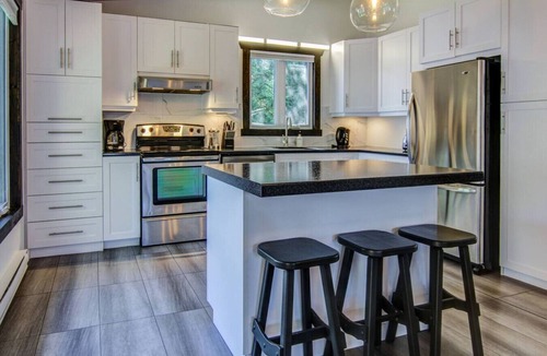 Roberval Cottage | Magnifique chalet au bord du Lac-Saint-Jean