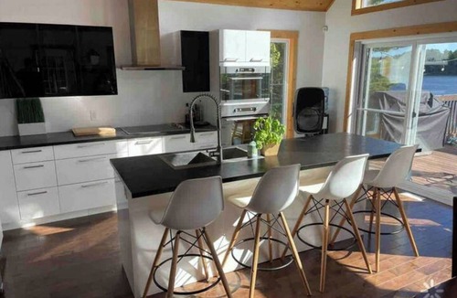 Lac-Simon Ski Chalet | Magnifique Chalet Style Scandinave au Bord du Lac-simon