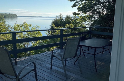Manitoulin District Cabin | Main Lodge Mac’s Camp