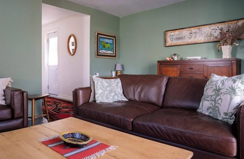 Bloomfield House | Maison Bloomfield - Centrally Located Charming Gem