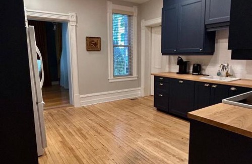 Centre-Ville Apartment | Maison Jodoin - Suite Albert