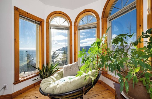 Baie-St-Paul House | Majestic view of the St Lawrence River!