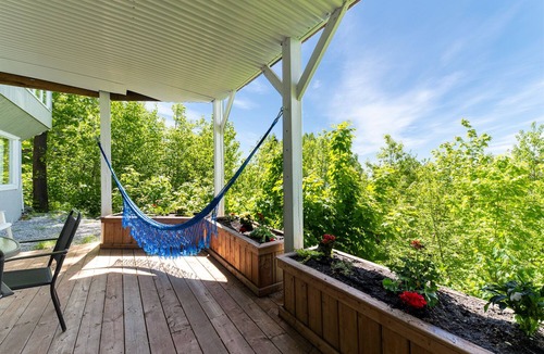 Baie-St-Paul House | Majestic view of the St Lawrence River!