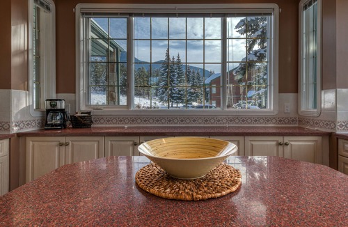 Windermere House | Marble Canyon 3 Bdrm|Sleeps 8 (12 inc kids): Unit 102P1