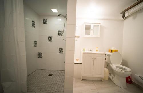 Cote-Des-Neiges—Notre-Dame-De-Grace Apartment | Maria Montreal