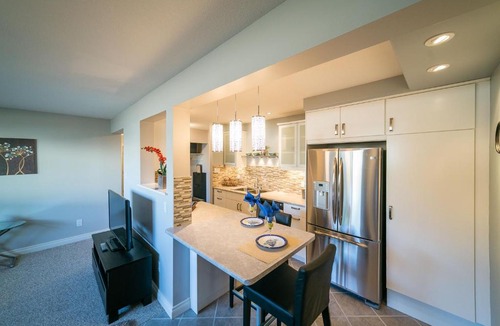 Jasper Place Apartment | McKinnon Pointe #102